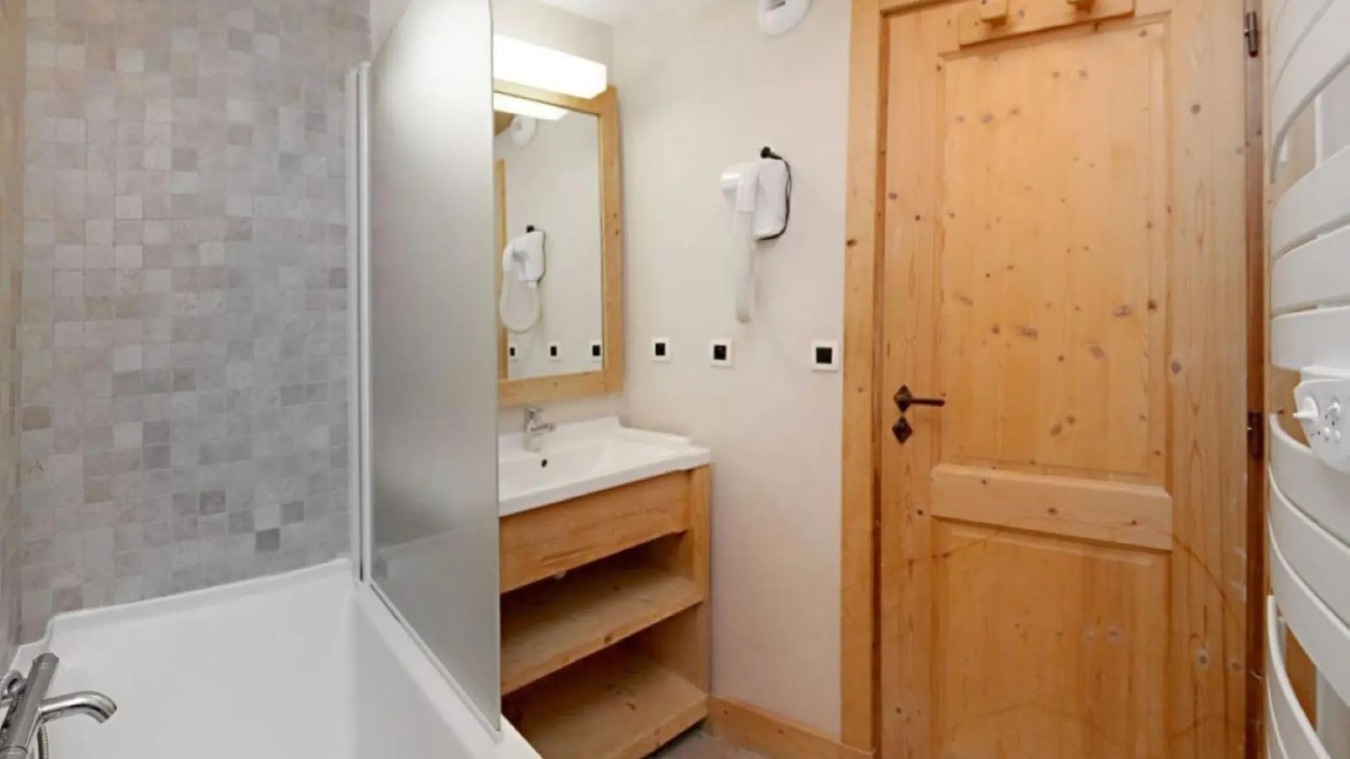 Apartment Cortina By Interhome Les Deux Alpes 0*,  France